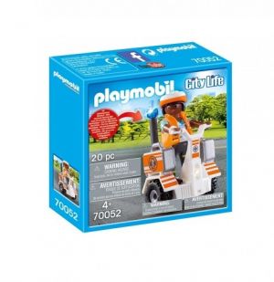 Figurka Sagway se záchranářem