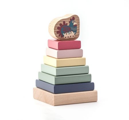 CUBIKA Pastel 15894 Barevná pyramida se slepičkou