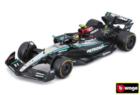 Bburago 1:43 RACE Formula F1 - Mercedes-AMG F1 W15 Performance (2024) #44 Lewis Hamilton w