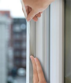 Gumové těsnění "tesamoll® Premium Flexible 5417", transparentní, 9 mm x 6 m, TESA