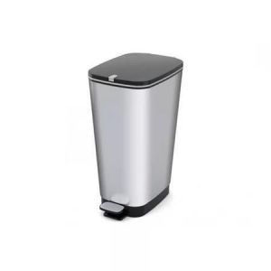 Odpadkový koš "Chic", černá-stříbrná, pedálový, 45 l, CURVER 1010009789