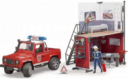 BRUDER 62701 (62701) Hasičská stanice, Land Rover, figurka