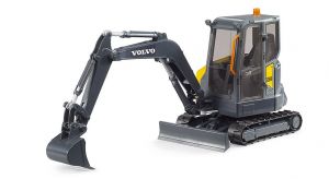 BRUDER 02465 (2465) Rypadlo Volvo ECR40 minibagr