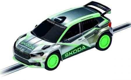 Auto Carrera GO!!! Škoda Fabia RS Rally 2 plast 9cm zelené na kartě