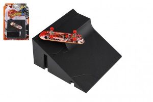 Skateboard prstový šroubovací s rampou plast mix druhů na kartě 20x29x7cm
