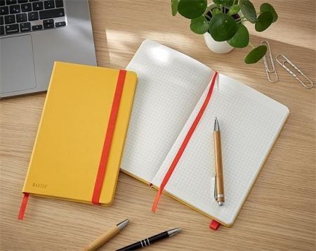 Poznámkový sešit "Cosy Soft Touch", matně žlutá, čtverečkovaný, A5, 80 listů, tvrdé desky,