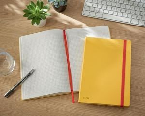 Poznámkový sešit "Cosy Soft Touch", matně žlutá, čtverečkovaný, B5, 80 listů, tvrdé desky,
